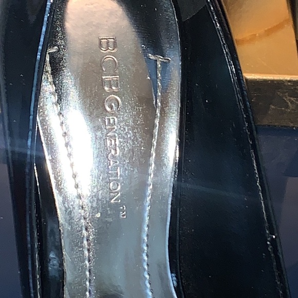 BCBG black heels open Open toe size 5.5 - Picture 6 of 6